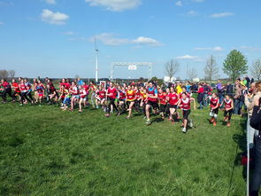 九游下载官网-冬奥体验中心开放吸引大量青少年参与，冬奥会体验中心